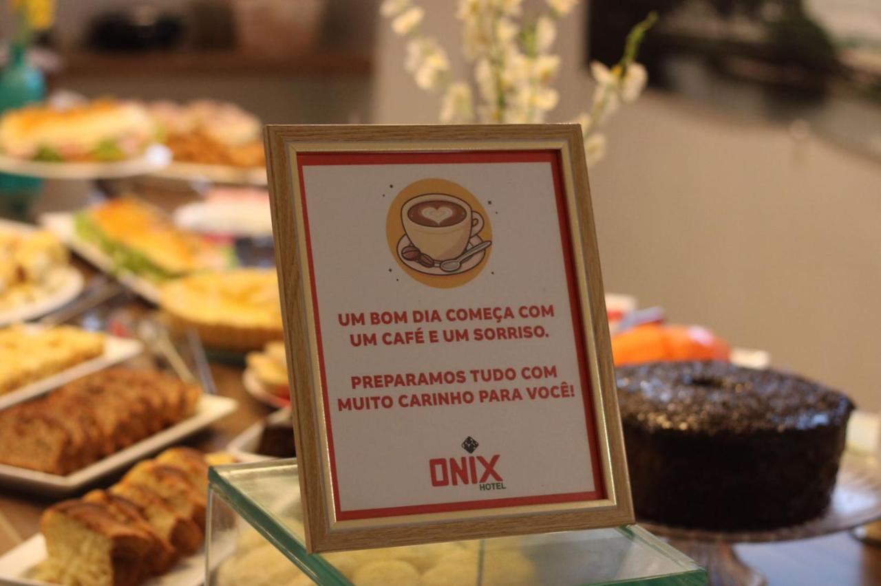 Onix Hotel Aeroporto เลาโร เด เฟรย์ตัส ภายนอก รูปภาพ