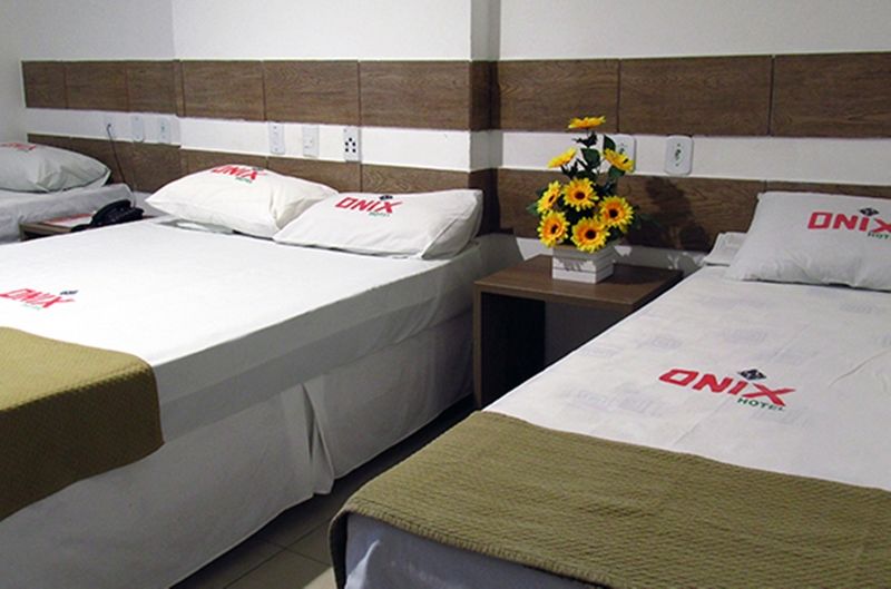 Onix Hotel Aeroporto เลาโร เด เฟรย์ตัส ภายนอก รูปภาพ